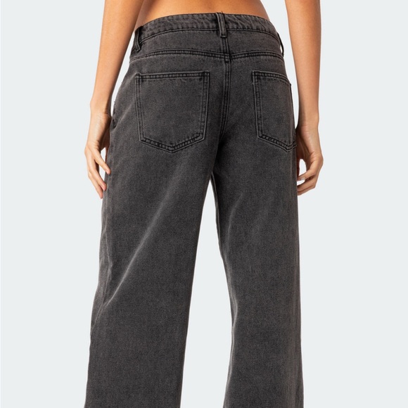 Edikted Raelynn Low Rise Jeans - Picture 2 of 5